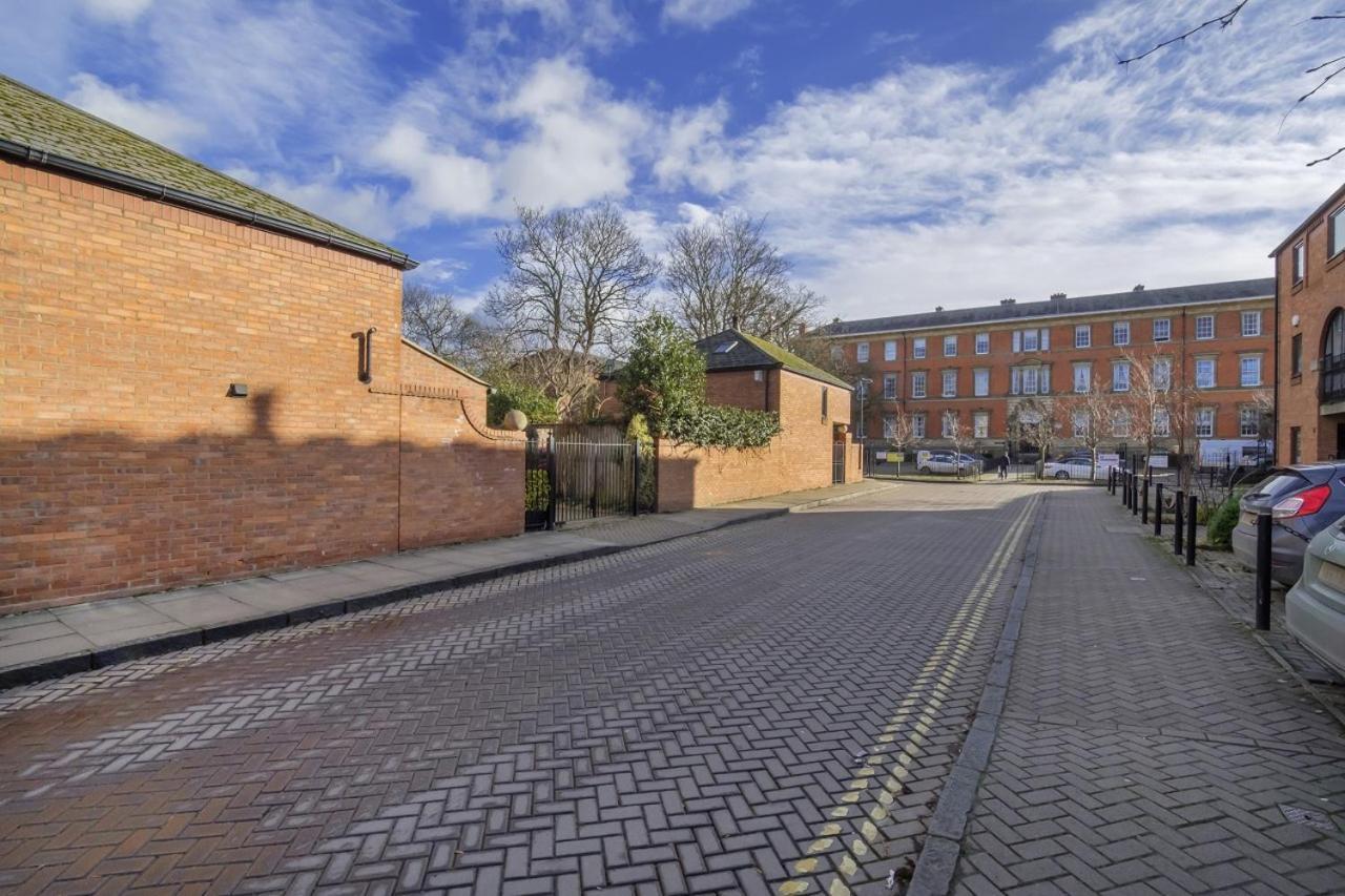 The Beehive Studio Appartamento York Esterno foto