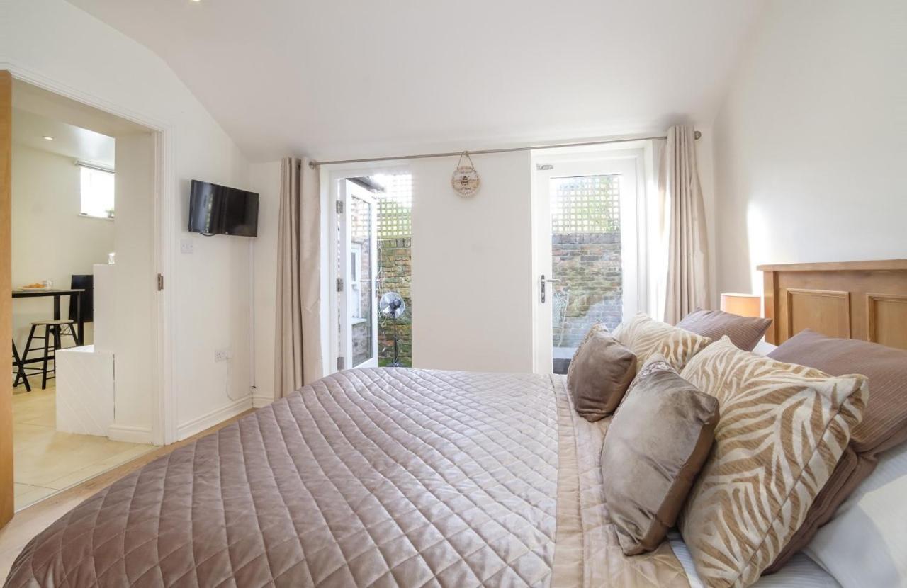 The Beehive Studio Appartamento York Esterno foto